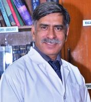 Dr Arvind Kumar | Laparoscopic Oncosurgery image 2